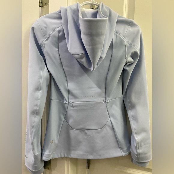 Like new - worn once - Picture 3 of 8